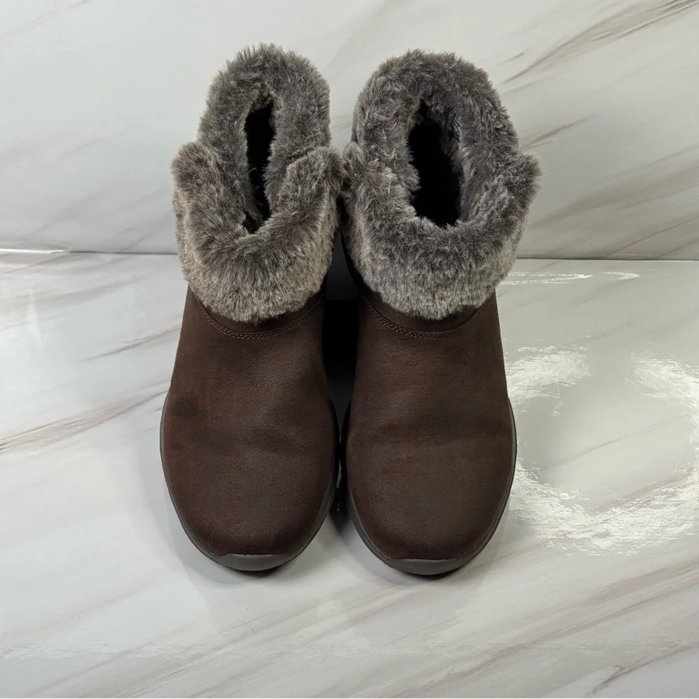 Skechers Go Walk Boots On the Go Joy - Picture 2 of 8